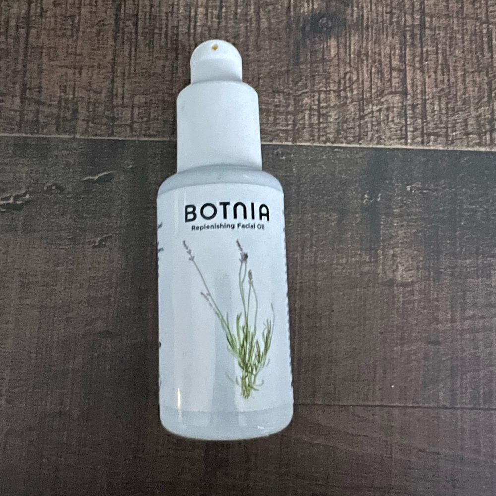 Botnia Replenishing Facial Oil